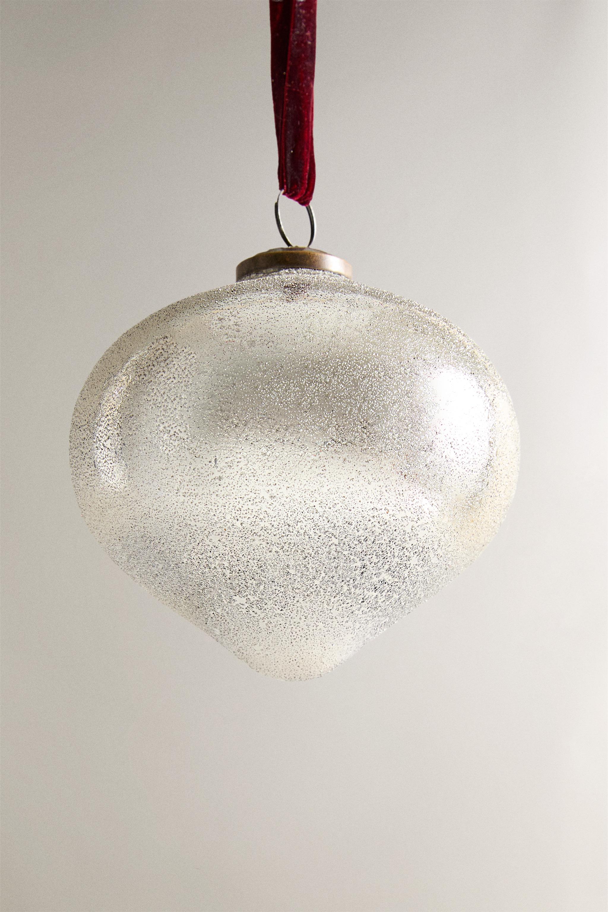 TEXTURED CHRISTMAS TREE ORNAMENT